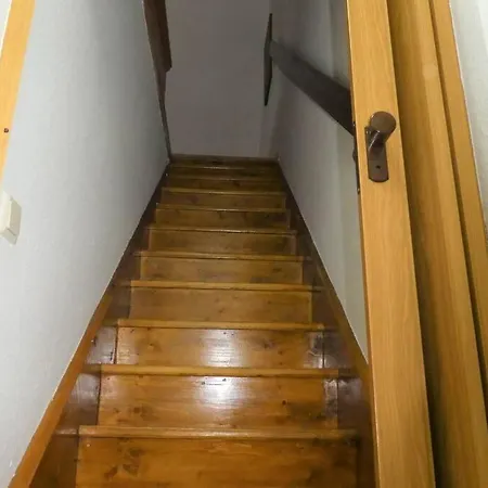 Moderne Ferienwohnung HOME in Elxleben - mit Kaffeevollautomat, Entertainmentpaket, WLAN und kostenlosen Parrkplatz Elxleben